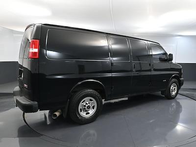 Used 2018 GMC Savana 2500 - photo 1