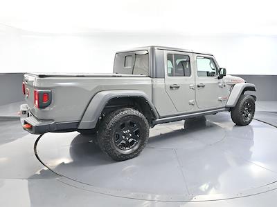 Used 2022 Jeep Gladiator - photo 1