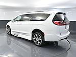 Used 2022 Chrysler Pacifica Pinnacle Minivan for sale #BD16700 - photo 10