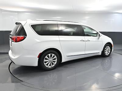 Used 2018 Chrysler Pacifica Touring L Plus Minivan for sale #BE00250 - photo 2