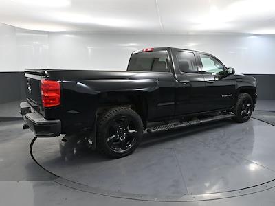 Used 2018 Chevrolet Silverado 1500 - photo 1