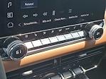 New 2025 GMC Canyon AT4 Crew Cab 4WD Pickup for sale #245198 - photo 9