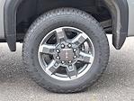 New 2025 GMC Sierra 2500 SLT Crew Cab 4WD Pickup for sale #294861 - photo 5
