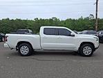2022 Nissan Frontier Crew Cab 4WD Pickup for sale #685866U - photo 4