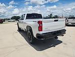2022 Chevrolet Silverado 2500 Crew Cab 4WD Pickup for sale #254491A1 - photo 17
