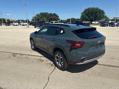 2025 Chevrolet Trax FWD SUV for sale #254558 - photo 2
