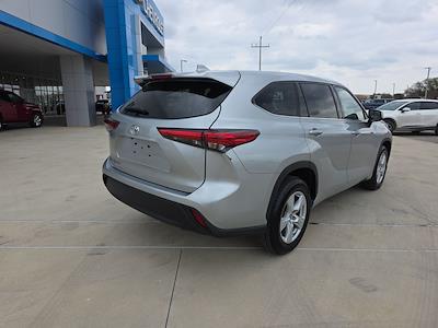 Used 2020 Toyota Highlander - photo 1