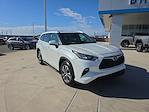 Used 2020 Toyota Highlander XLE for sale #264250A - photo 3