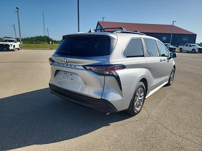 2025 Toyota Sienna FWD Minivan for sale #G254639A - photo 2