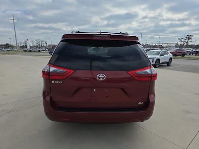 Used 2020 Toyota Sienna - photo 1