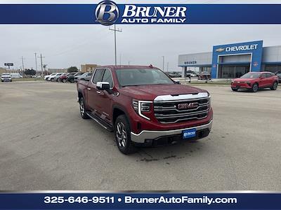 New 2025 GMC Sierra 1500 SLT Crew Cab 4WD Pickup for sale #G254086 - photo 1