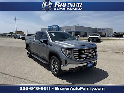 New 2025 GMC Sierra 1500 SLT Crew Cab 4WD Pickup for sale #G254409 - photo 1