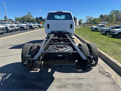 2024 Chevrolet Silverado 6500 Regular Cab DRW 4x4, Cab Chassis for sale #CP38554 - photo 2