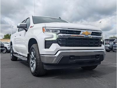 New 2025 Chevrolet Silverado 1500 LT Crew Cab 4x4 Pickup for sale #P39698 - photo 1