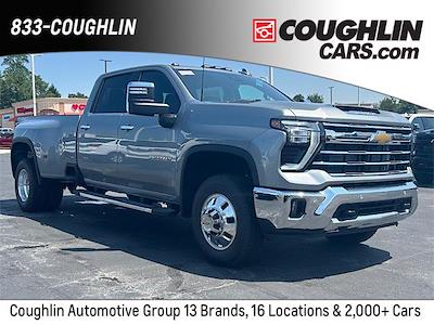 2025 Chevrolet Silverado 3500 Crew Cab 4x4 Pickup for sale #P39949 - photo 1