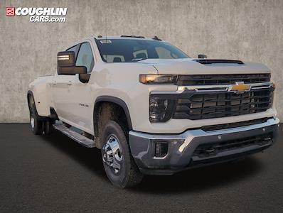 New 2026 Chevrolet Silverado 3500 LT Crew Cab for sale #P42325 - photo 1