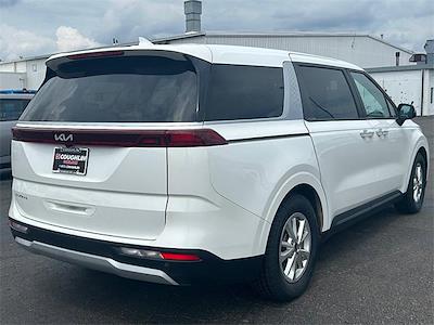Used 2024 Kia Carnival LX Minivan for sale #K8607A - photo 2