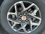 New 2025 GMC Sierra 1500 SLT Crew Cab 4x4 Pickup for sale #NM3877 - photo 23