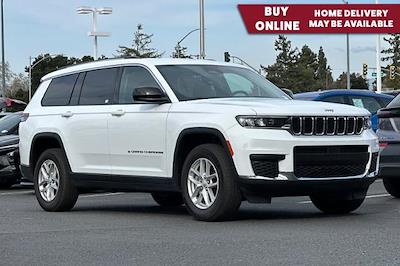 Used 2023 Jeep Grand Cherokee L Laredo SUV for sale #C3995R - photo 1