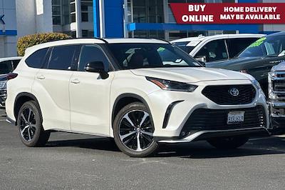 2021 Toyota Highlander AWD SUV for sale #C4159TA - photo 1