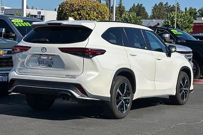 2021 Toyota Highlander AWD SUV for sale #C4159TA - photo 2