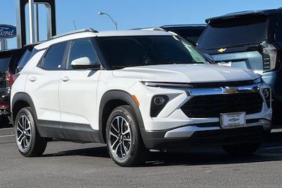 Used 2025 Chevrolet Trailblazer LT for sale #C4327RT - photo 2