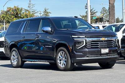 Used 2025 Chevrolet Suburban - photo 1