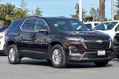 Used 2023 Chevrolet Traverse - photo 1