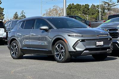 Used 2025 Chevrolet Equinox EV - photo 1