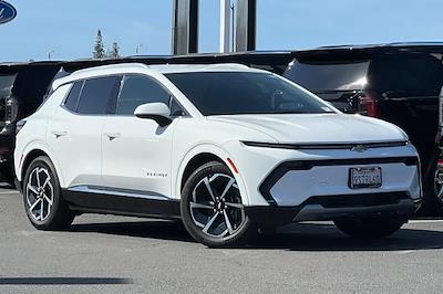 2025 Chevrolet Equinox EV FWD SUV for sale #C4404R - photo 2