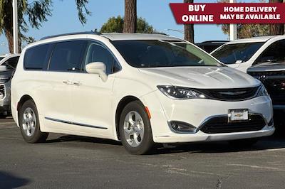 2018 Chrysler Pacifica FWD Minivan for sale #C4687 - photo 1