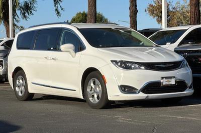 2018 Chrysler Pacifica FWD Minivan for sale #C4687 - photo 2