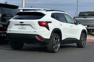 2025 Chevrolet Trax FWD SUV for sale #DR336329 - photo 2