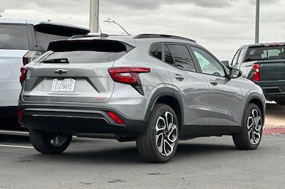 2025 Chevrolet Trax FWD SUV for sale #DR336338 - photo 2