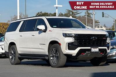 Used 2023 Chevrolet Suburban - photo 1