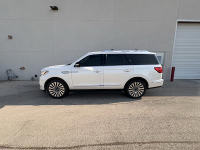 2019 Lincoln Navigator 4x4 SUV for sale #25G348A - photo 2