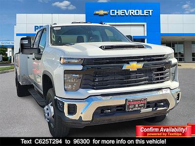 2025 Chevrolet Silverado 3500 Crew Cab DRW 4WD Cab Chassis for sale #25T294 - photo 1