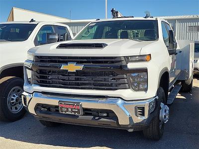 2025 Chevrolet Silverado 3500 Crew Cab DRW 4WD Cab Chassis for sale #25T294 - photo 2