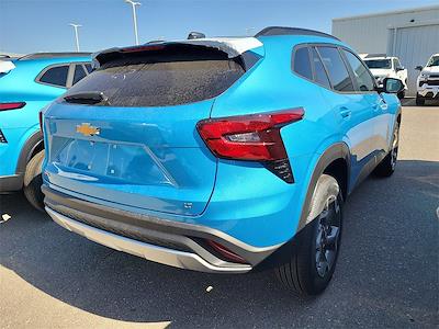 2025 Chevrolet Trax FWD SUV for sale #25T400 - photo 2