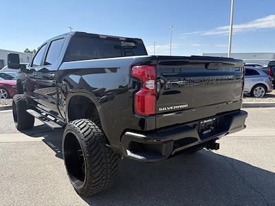 2019 Chevrolet Silverado 1500 Crew Cab 4WD Pickup for sale #26G174A - photo 2