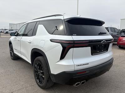 Used 2025 Chevrolet Traverse LT for sale #26G320A - photo 2