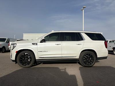 Used 2024 GMC Yukon - photo 1