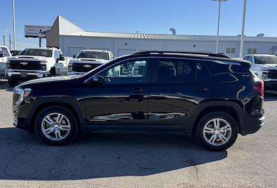Used 2024 GMC Terrain SLE for sale #26N110A - photo 2