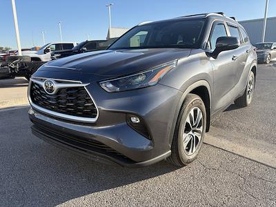 2024 Toyota Highlander AWD SUV for sale #26T192A - photo 1