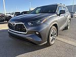2024 Toyota Highlander AWD SUV for sale #26T192A - photo 1