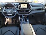 2024 Toyota Highlander AWD SUV for sale #26T192A - photo 17