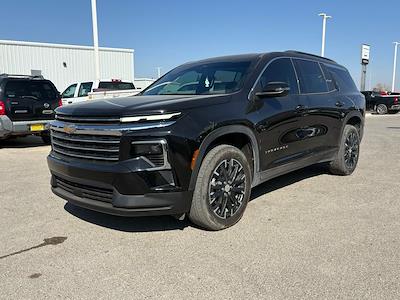 Used 2025 Chevrolet Traverse - photo 1