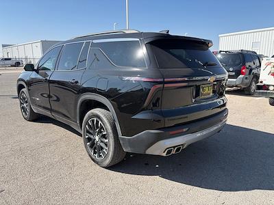 Used 2025 Chevrolet Traverse - photo 1