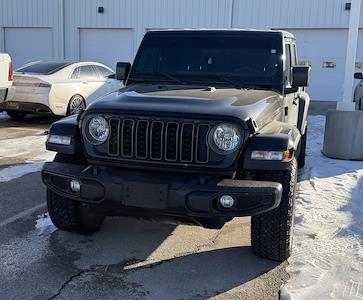 Used 2025 Jeep Gladiator Sport Crew Cab for sale #26T299A - photo 1