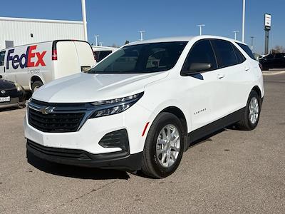 Used 2022 Chevrolet Equinox - photo 1
